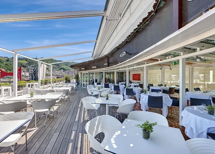 The Artist Grand Of Art Μπιλμπάο