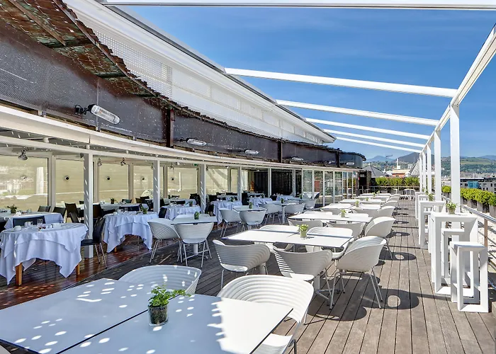 The Artist Grand Of Art بلباو