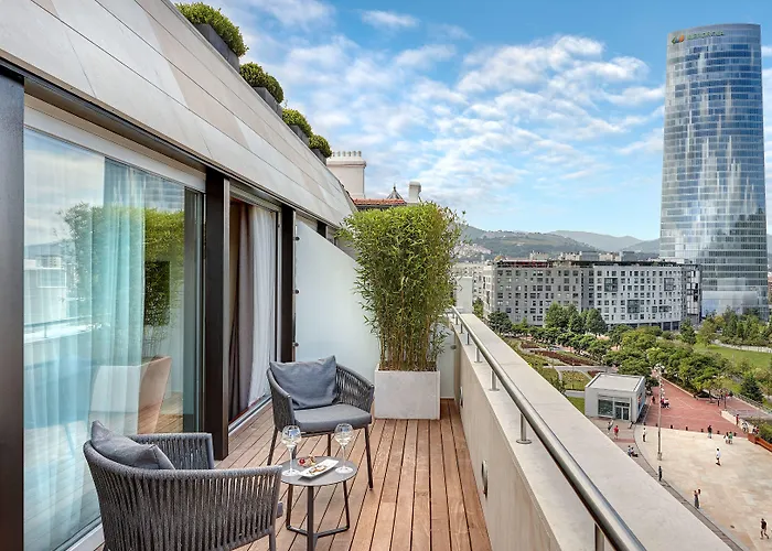 The Artist Grand Of Art بلباو