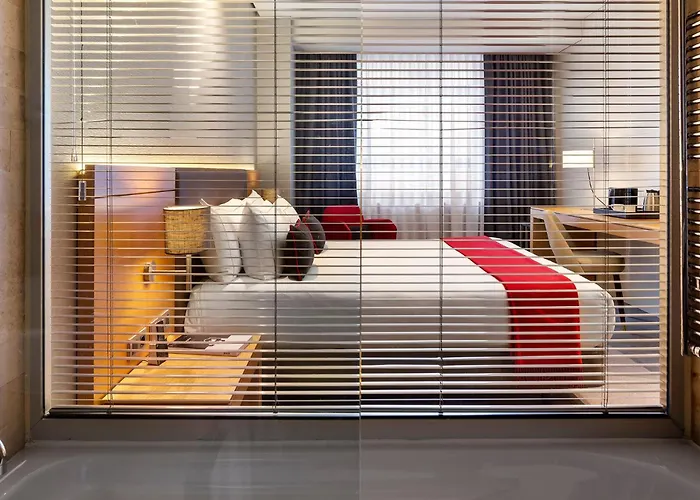 The Artist Grand Of Art Hotel 5*