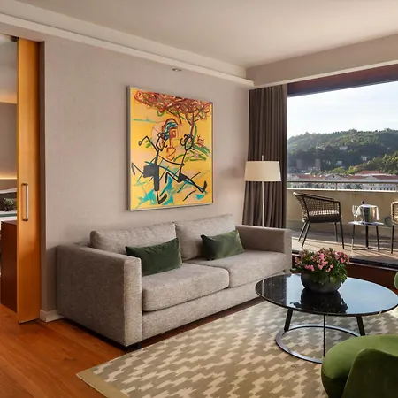 The Artist Grand Of Art